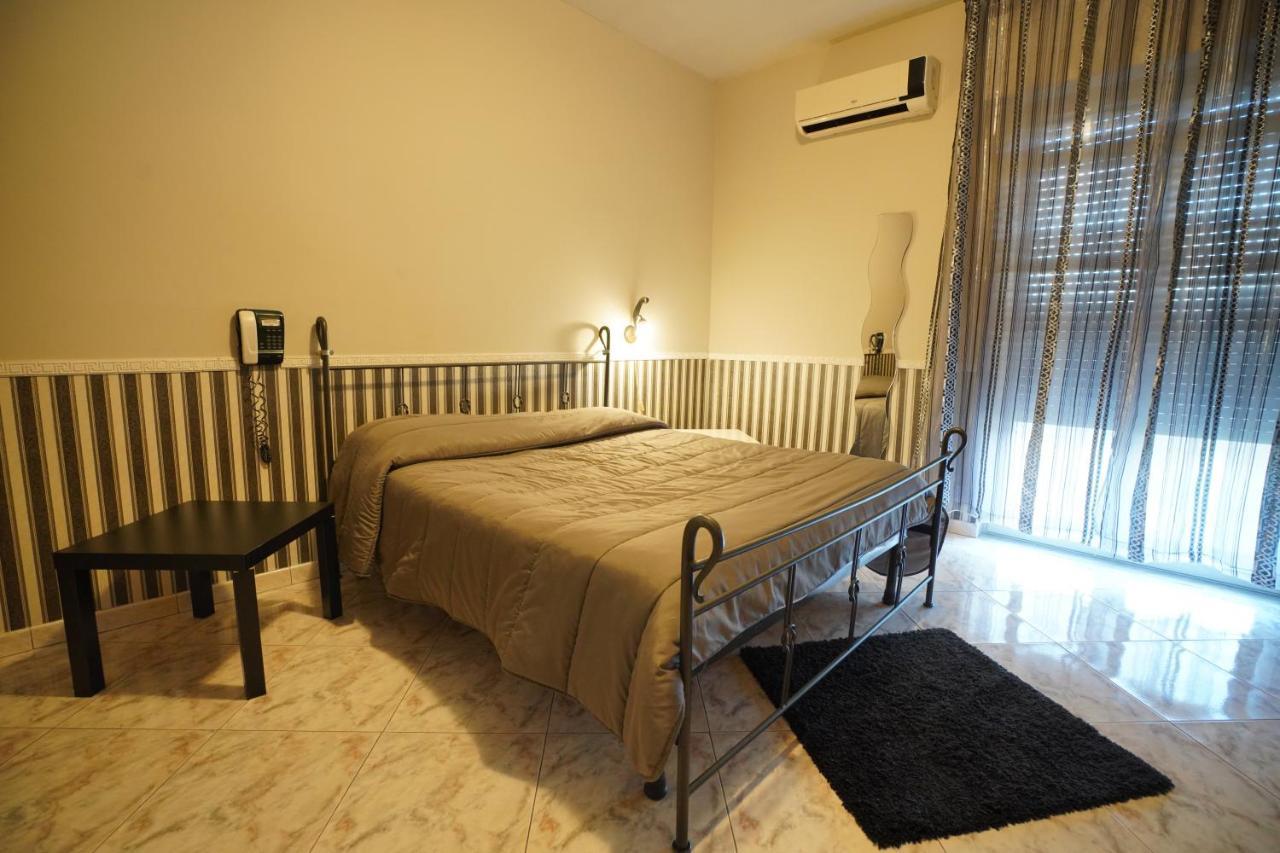 Hotel Stefany Lago Patria Luaran gambar